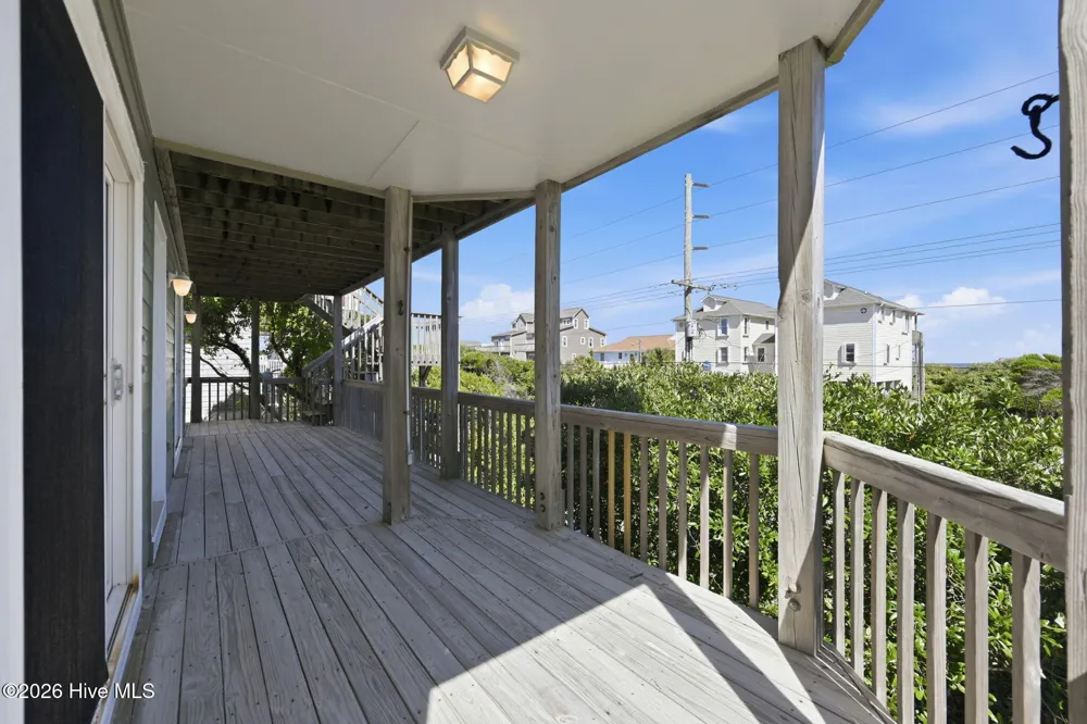 1821 S Shore Drive Surf City, NC 28445