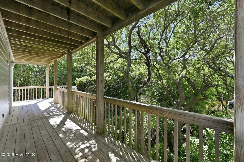 1821 S Shore Drive Surf City, NC 28445