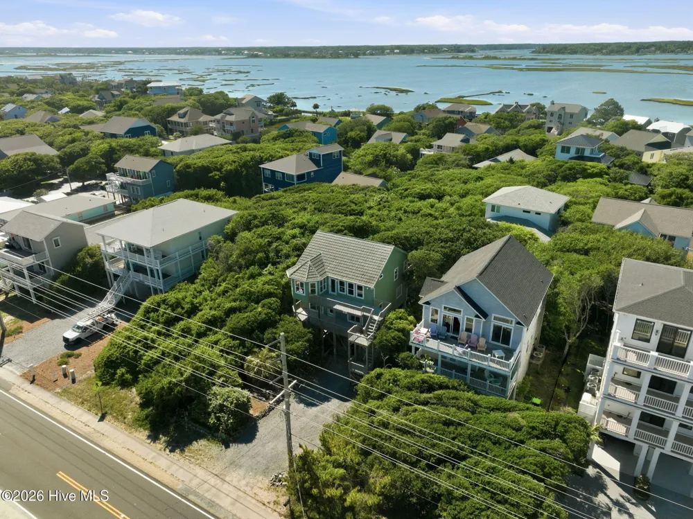 1821 S Shore Drive Surf City, NC 28445