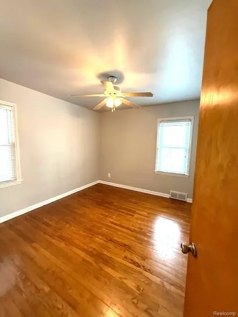 414 Moross Road Grosse Pointe Farms City, MI 48236