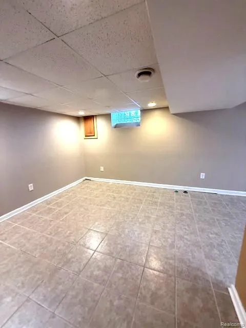 414 Moross Road Grosse Pointe Farms City, MI 48236