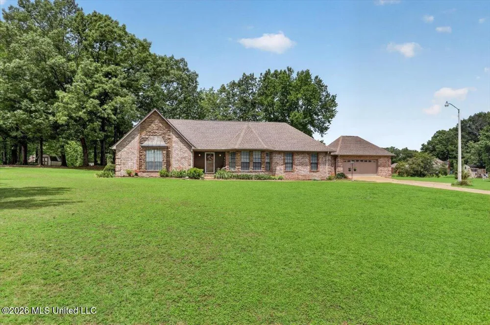 4655 Wealthy Cove Horn Lake, MS 38637