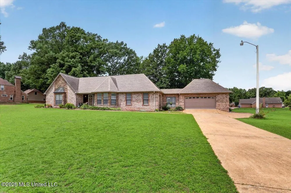 4655 Wealthy Cove Horn Lake, MS 38637