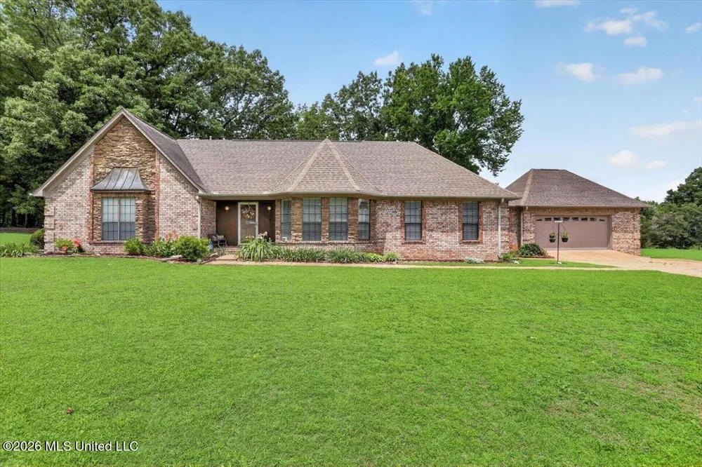4655 Wealthy Cove Horn Lake, MS 38637