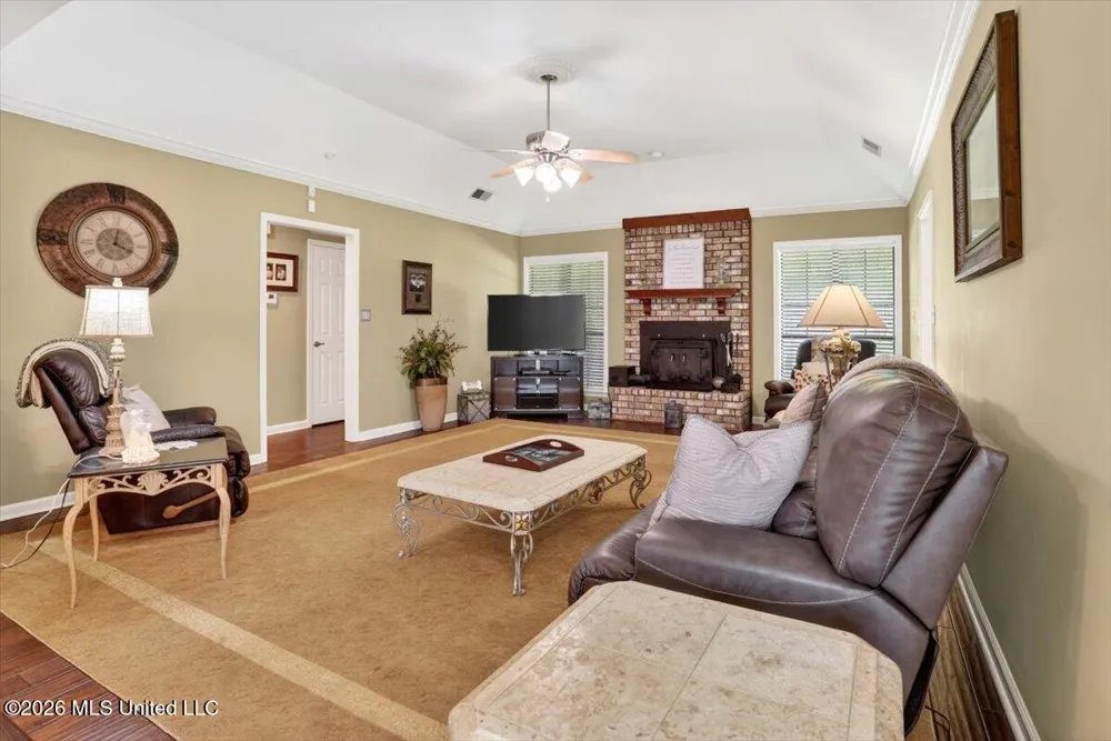 4655 Wealthy Cove Horn Lake, MS 38637