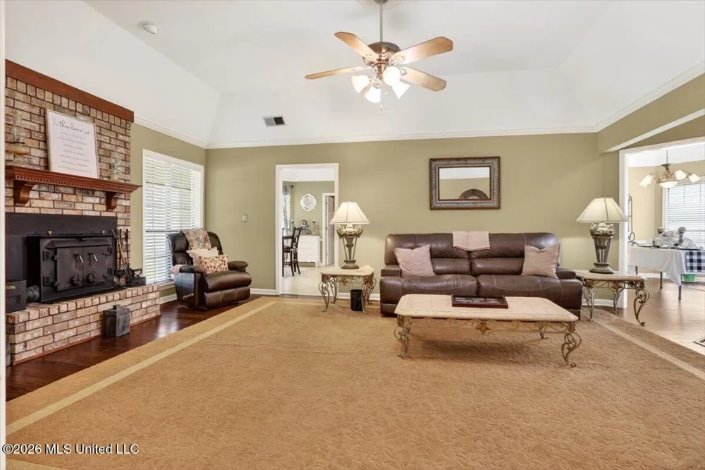 4655 Wealthy Cove Horn Lake, MS 38637