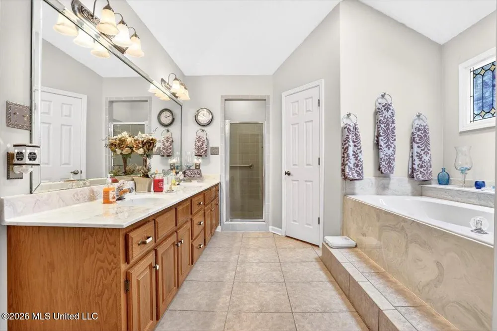 4655 Wealthy Cove Horn Lake, MS 38637