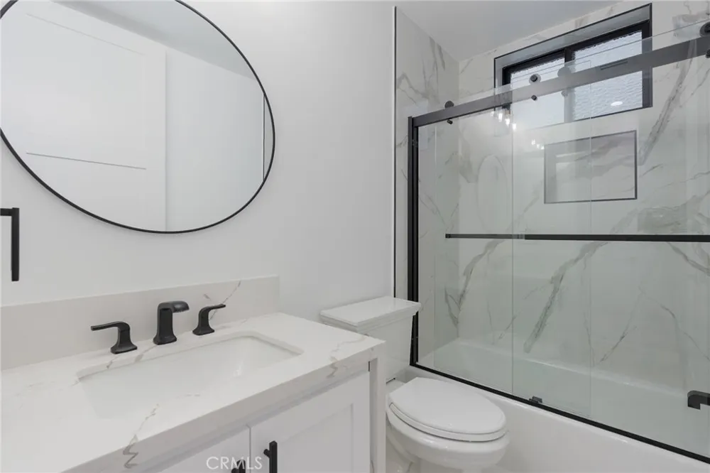 110 S Irena Avenue #B Redondo Beach, CA 90277