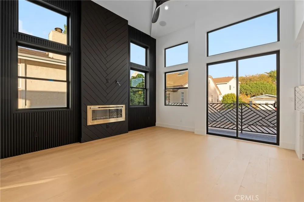 110 S Irena Avenue #B Redondo Beach, CA 90277