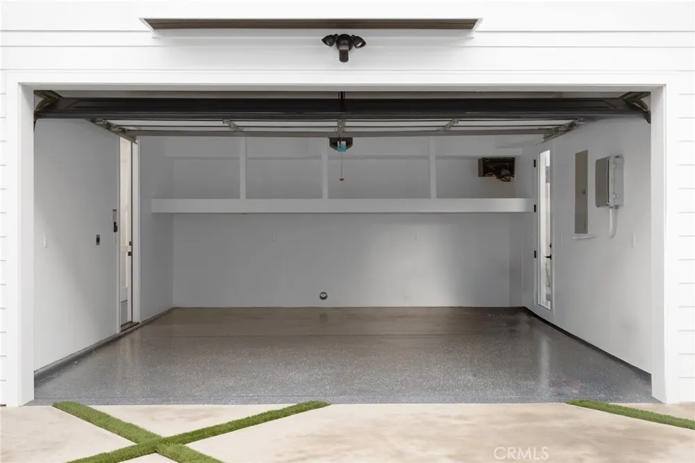 110 S Irena Avenue #B Redondo Beach, CA 90277