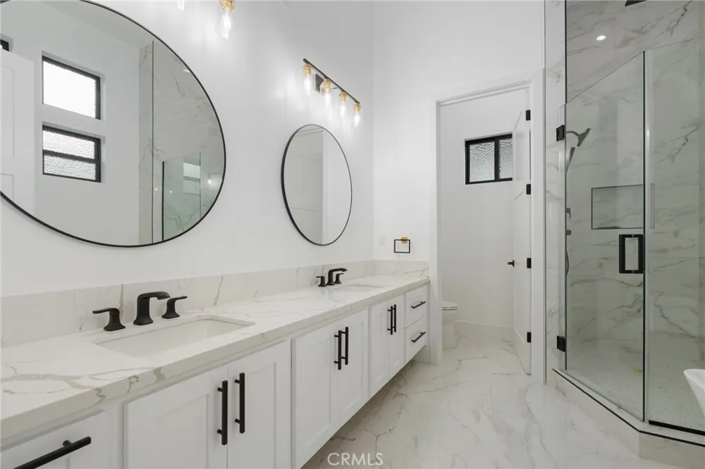 110 S Irena Avenue #B Redondo Beach, CA 90277