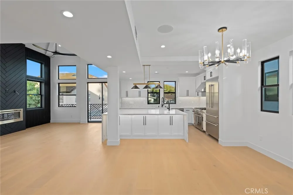110 S Irena Avenue #B Redondo Beach, CA 90277