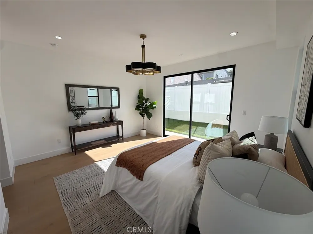110 S Irena Avenue #B Redondo Beach, CA 90277