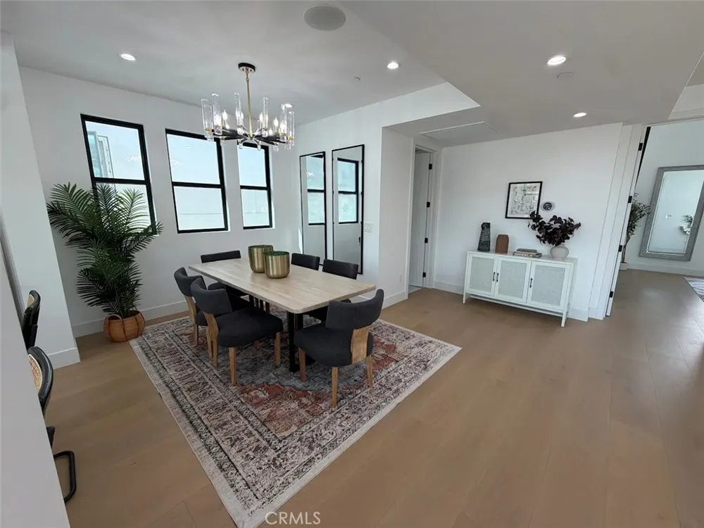 110 S Irena Avenue #B Redondo Beach, CA 90277