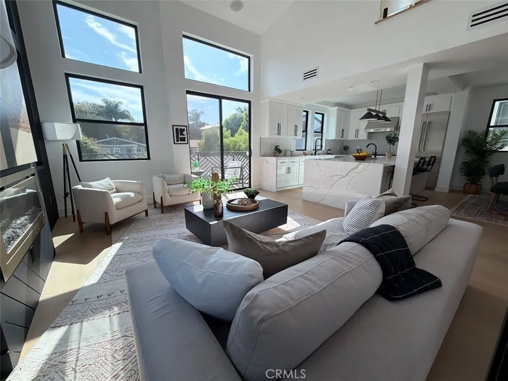 110 S Irena Avenue #B Redondo Beach, CA 90277