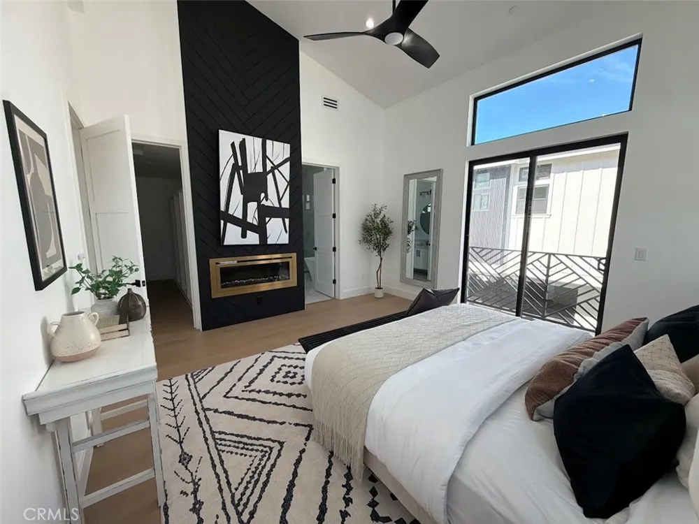 110 S Irena Avenue #B Redondo Beach, CA 90277