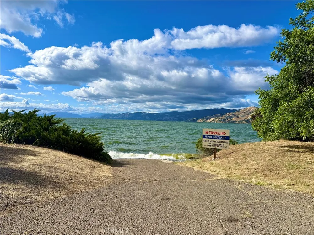 6956 Glebe Drive Kelseyville, CA 95451