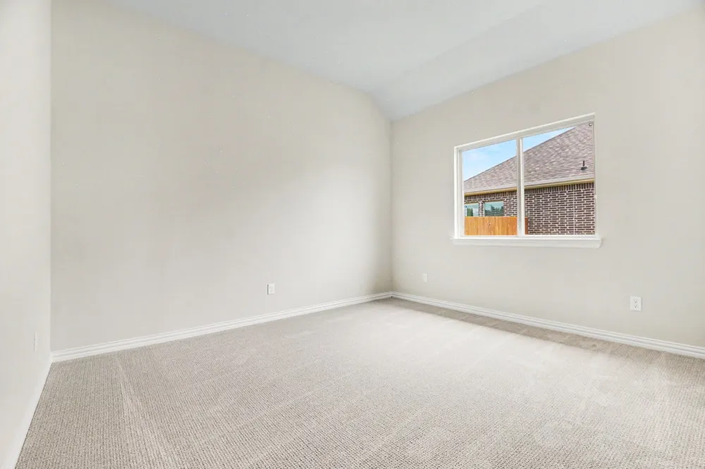 1913 Barrix Lane DeSoto, TX 75115