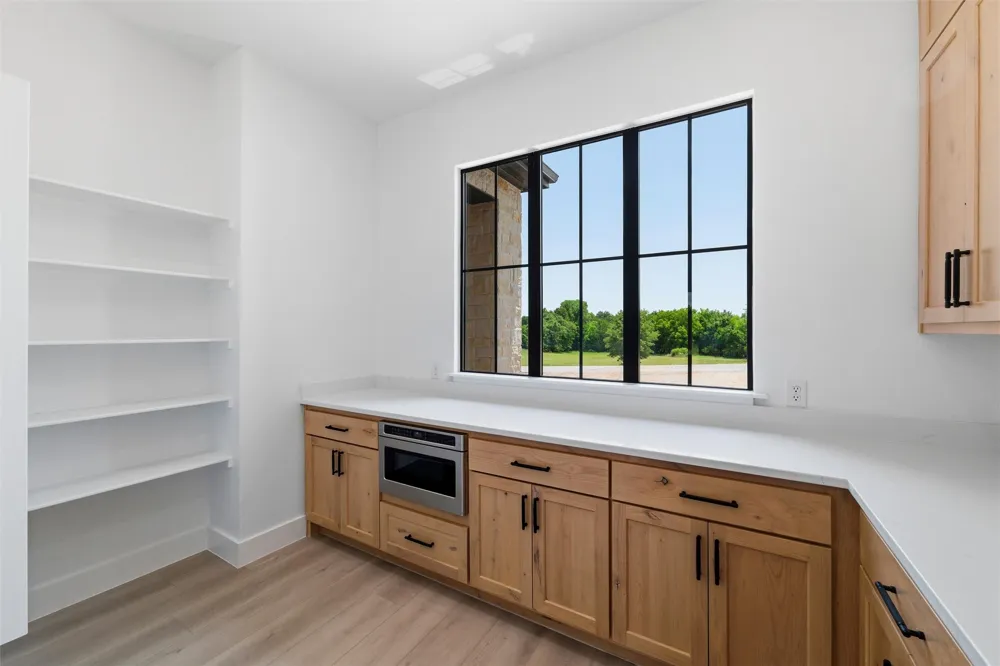 210 Kilkenny Road Poolville, TX 76487