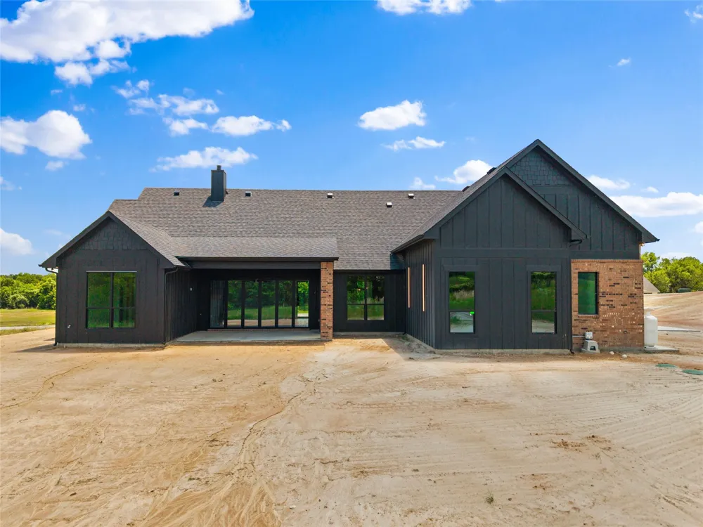210 Kilkenny Road Poolville, TX 76487