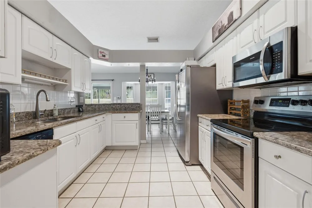 4353 W PINE RIDGE BOULEVARD Beverly Hills, FL 34465