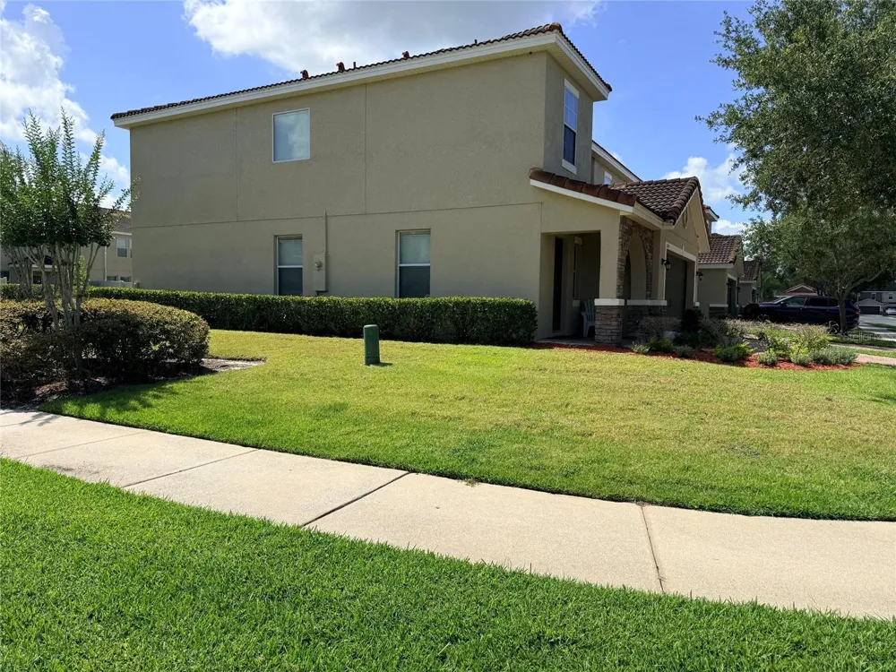 2084 WATER TUPELO WAY Ocoee, FL 34761