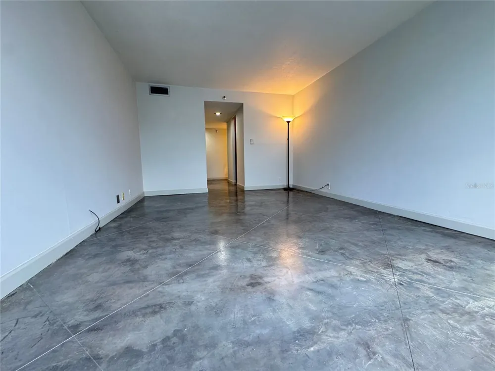 400 E COLONIAL DRIVE #108 Orlando, FL 32803