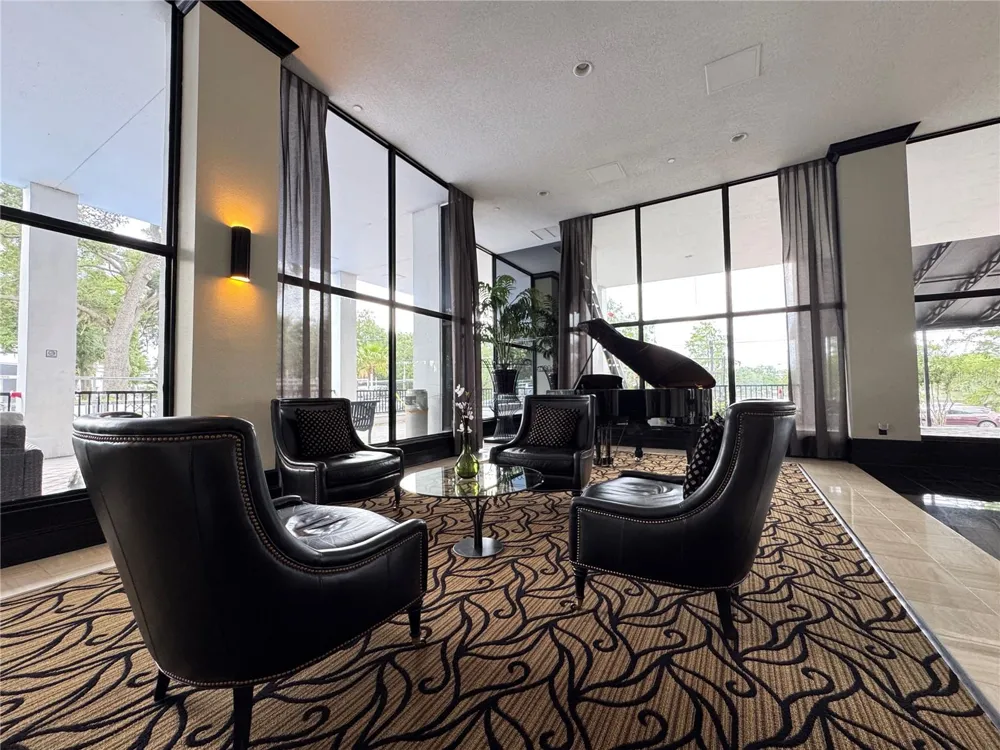 400 E COLONIAL DRIVE #108 Orlando, FL 32803