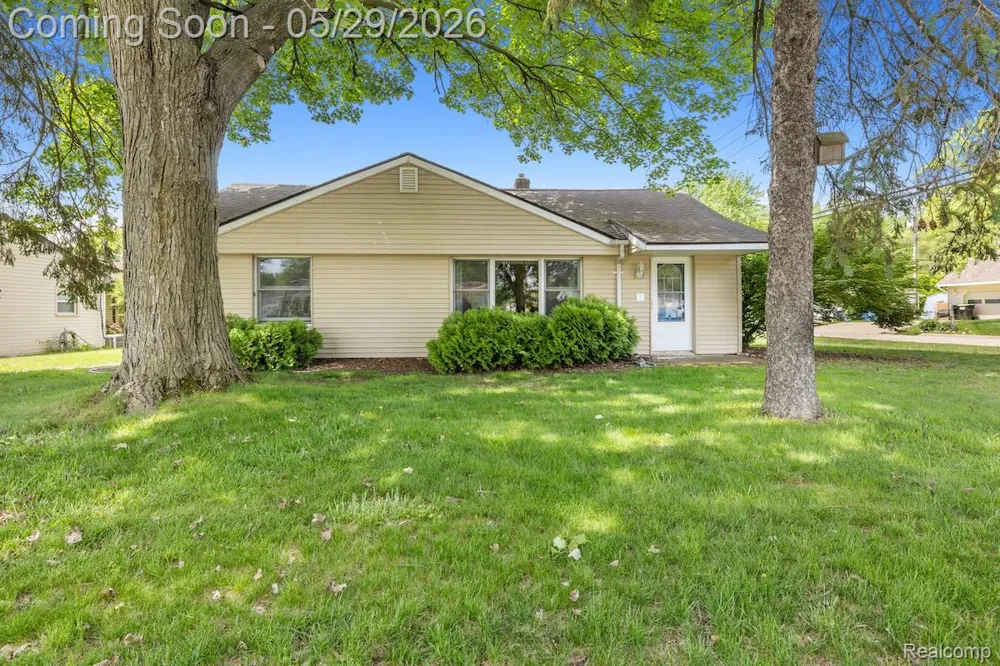 5402 Leland Street Brighton Township, MI 48116