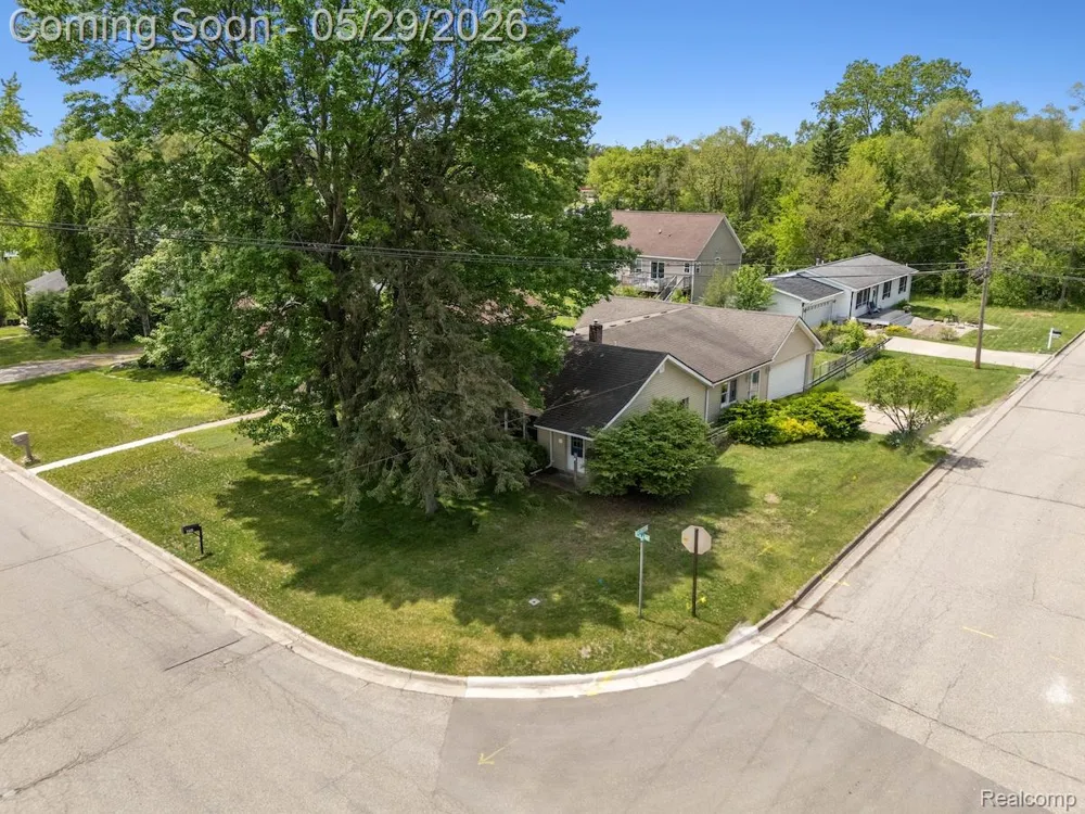 5402 Leland Street Brighton Township, MI 48116
