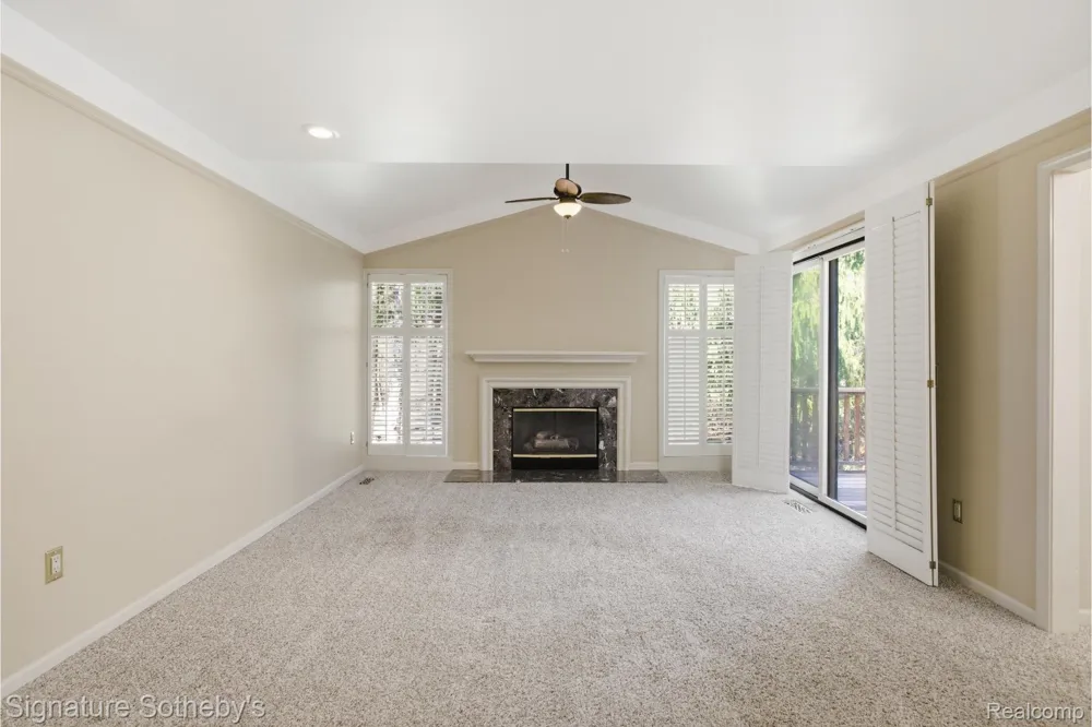 24122 Bingham Pointe Drive #24 Bingham Farms Village, MI 48025