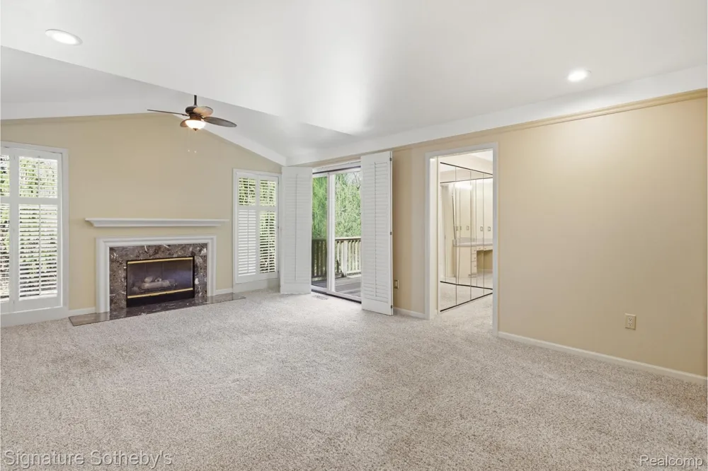 24122 Bingham Pointe Drive #24 Bingham Farms Village, MI 48025