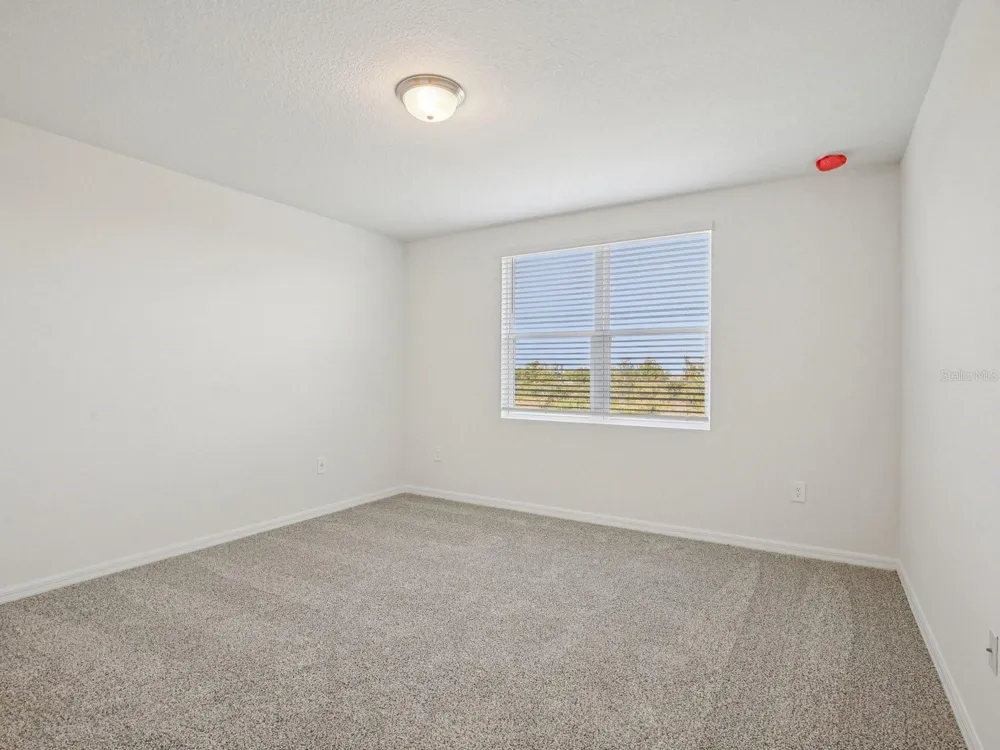 823 SUNSHOWER DRIVE Lady Lake, FL 32159