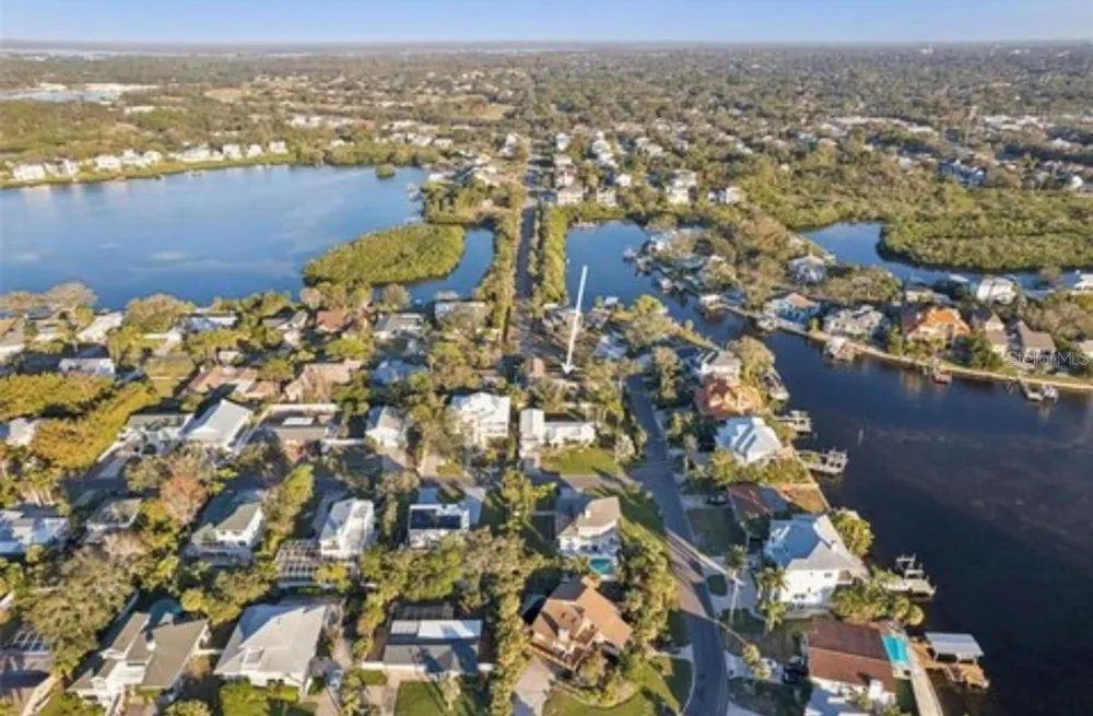 100 AUGUSTA AVENUE Palm Harbor, FL 34683