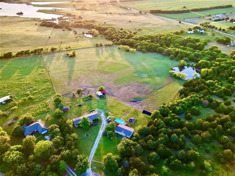 18709 County Road 1089