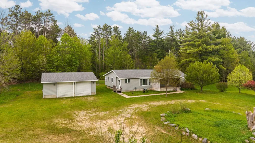 2631 Sparling Road Paradise Township, MI 49649