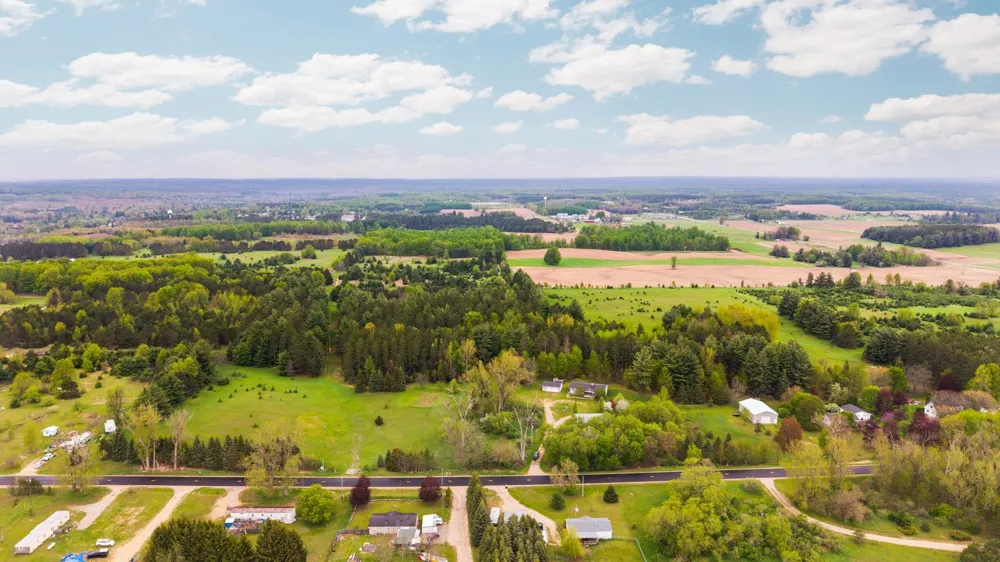 2631 Sparling Road Paradise Township, MI 49649