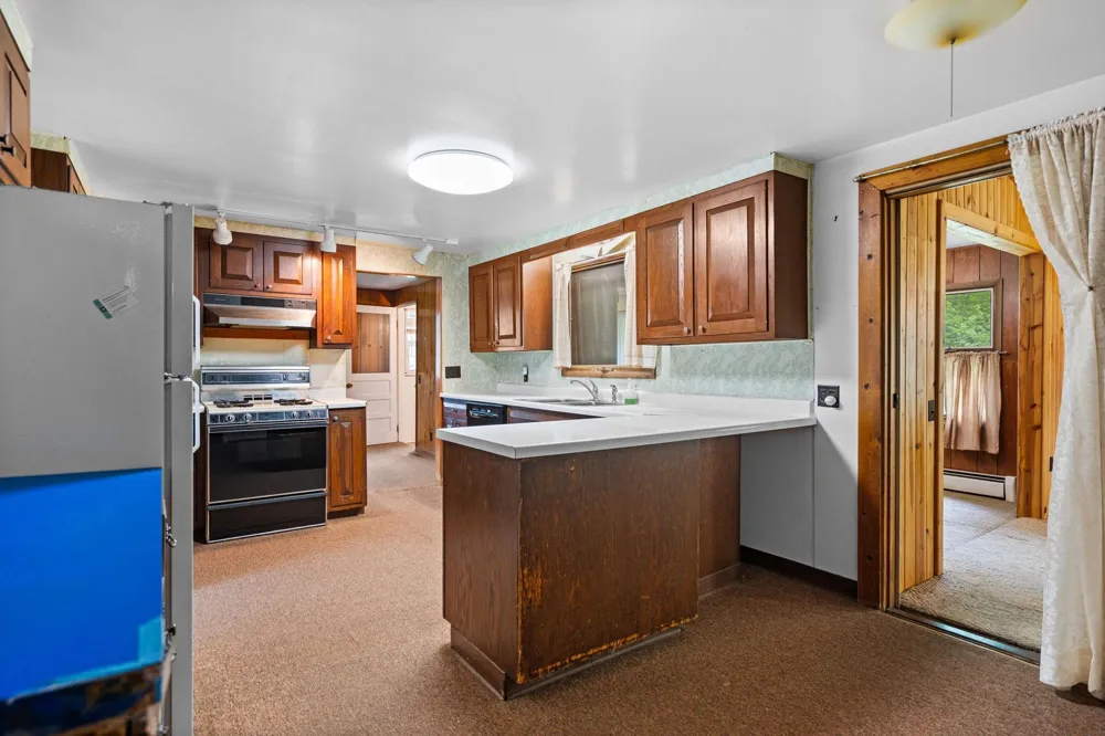 2631 Sparling Road Paradise Township, MI 49649