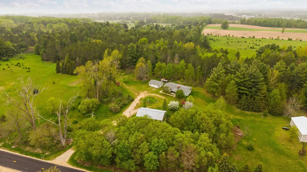2631 Sparling Road Paradise Township, MI 49649