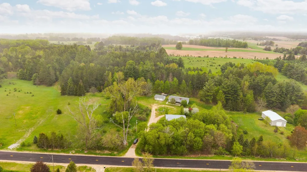 2631 Sparling Road Paradise Township, MI 49649