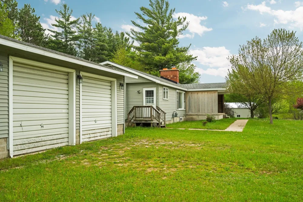 2631 Sparling Road Paradise Township, MI 49649