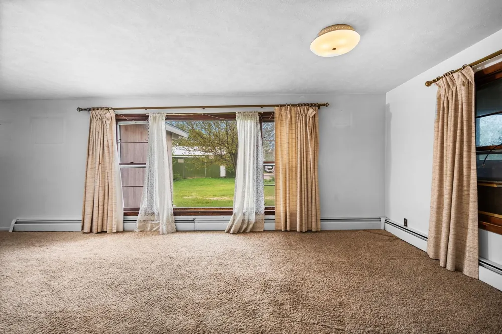 2631 Sparling Road Paradise Township, MI 49649