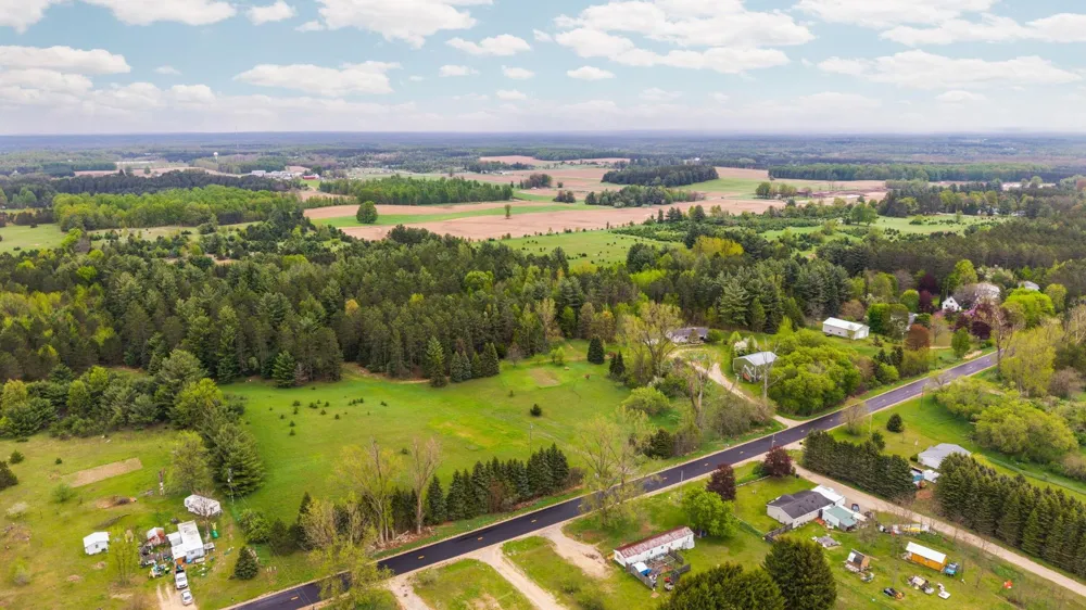 2631 Sparling Road Paradise Township, MI 49649