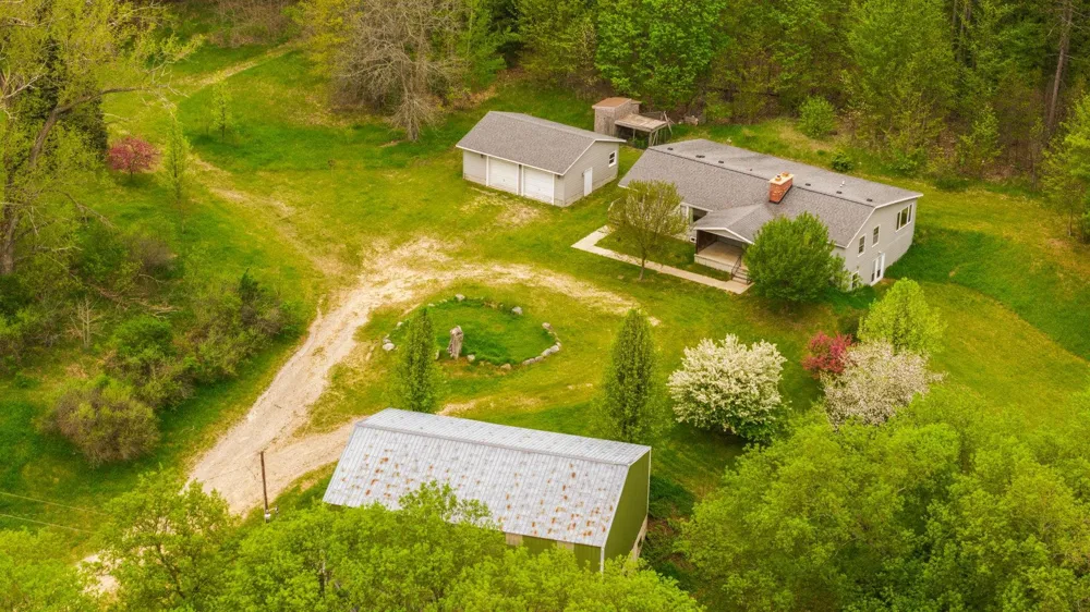2631 Sparling Road Paradise Township, MI 49649
