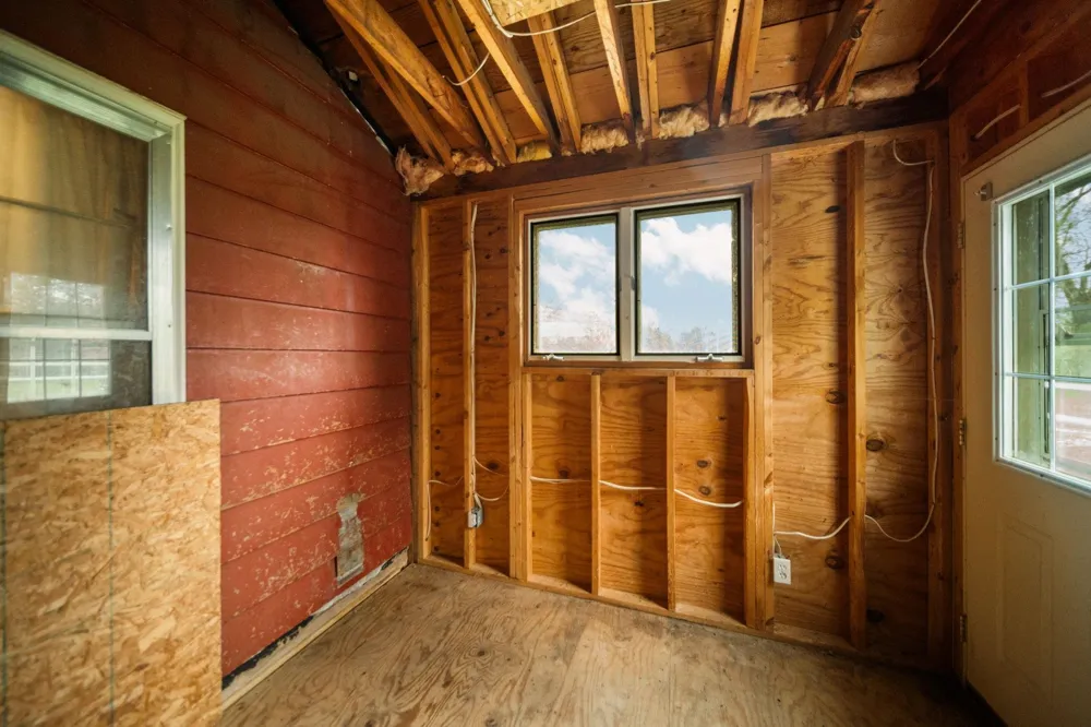 2631 Sparling Road Paradise Township, MI 49649