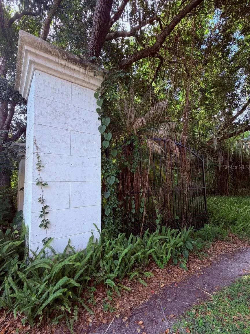 10984 PARK RIDGE GOTHA ROAD Windermere, FL 34786