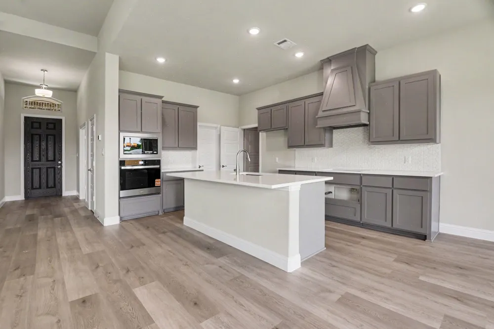 736 Candace Drive DeSoto, TX 75115