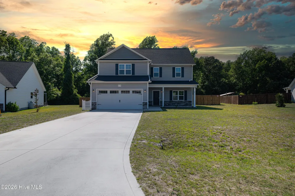 618 Osprey Landing Drive Holly Ridge, NC 28445