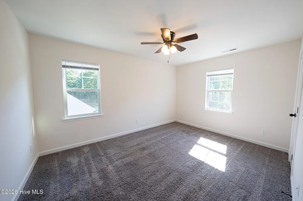 618 Osprey Landing Drive Holly Ridge, NC 28445