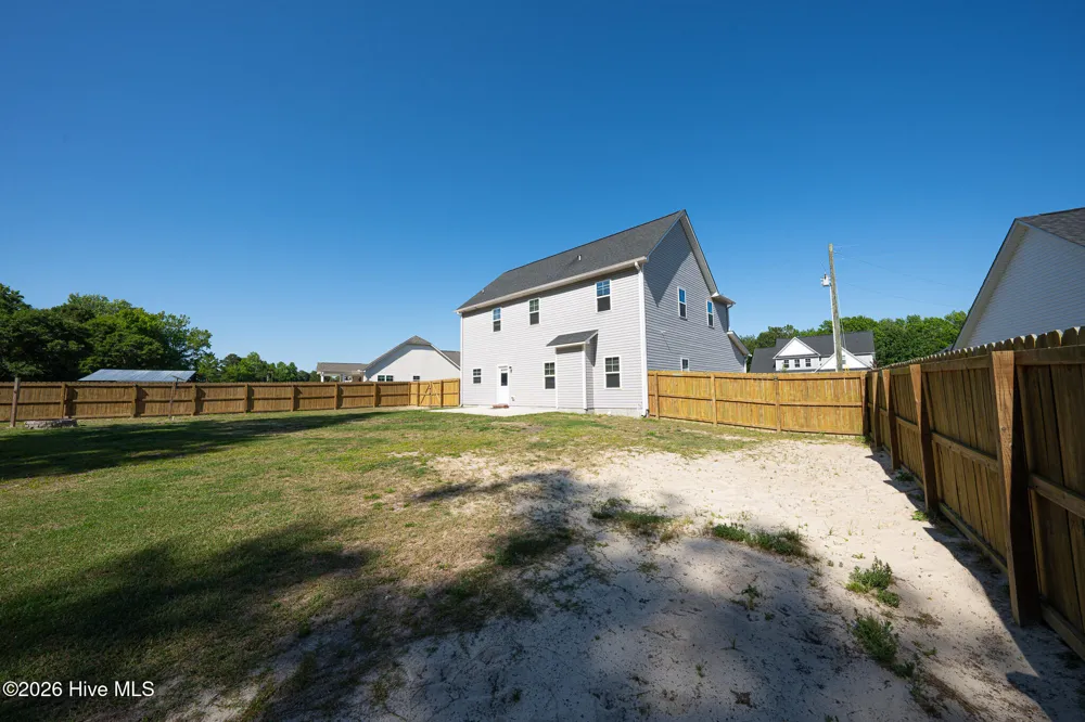 618 Osprey Landing Drive Holly Ridge, NC 28445